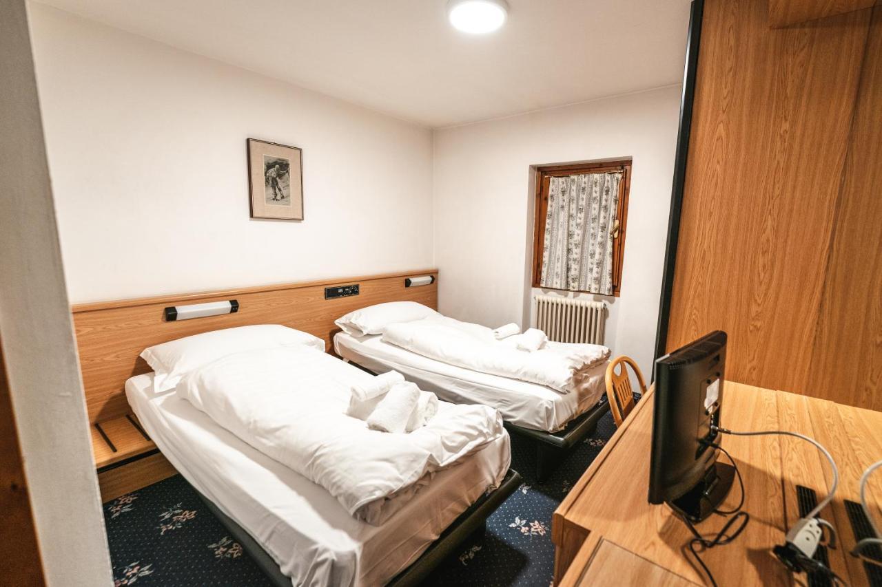 Smart Hotel Renzi Folgarida Ngoại thất bức ảnh