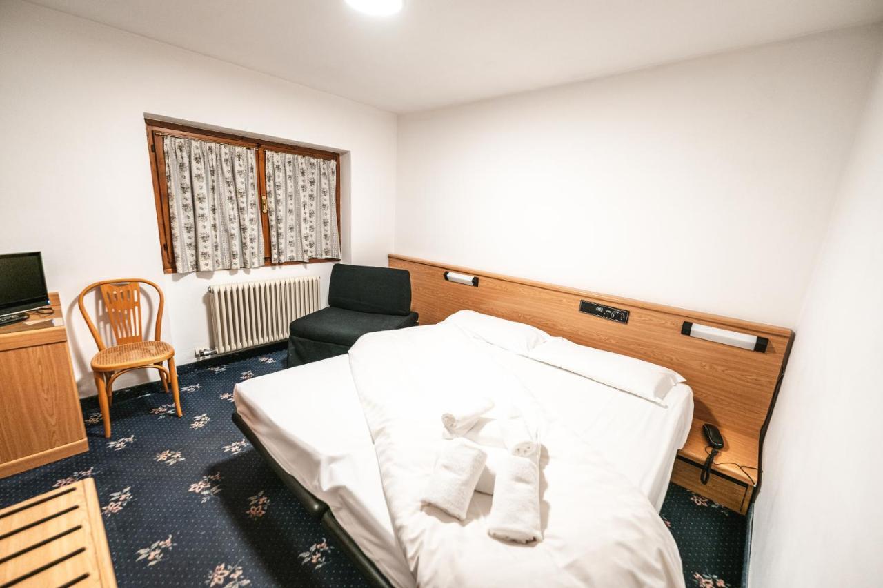 Smart Hotel Renzi Folgarida Ngoại thất bức ảnh