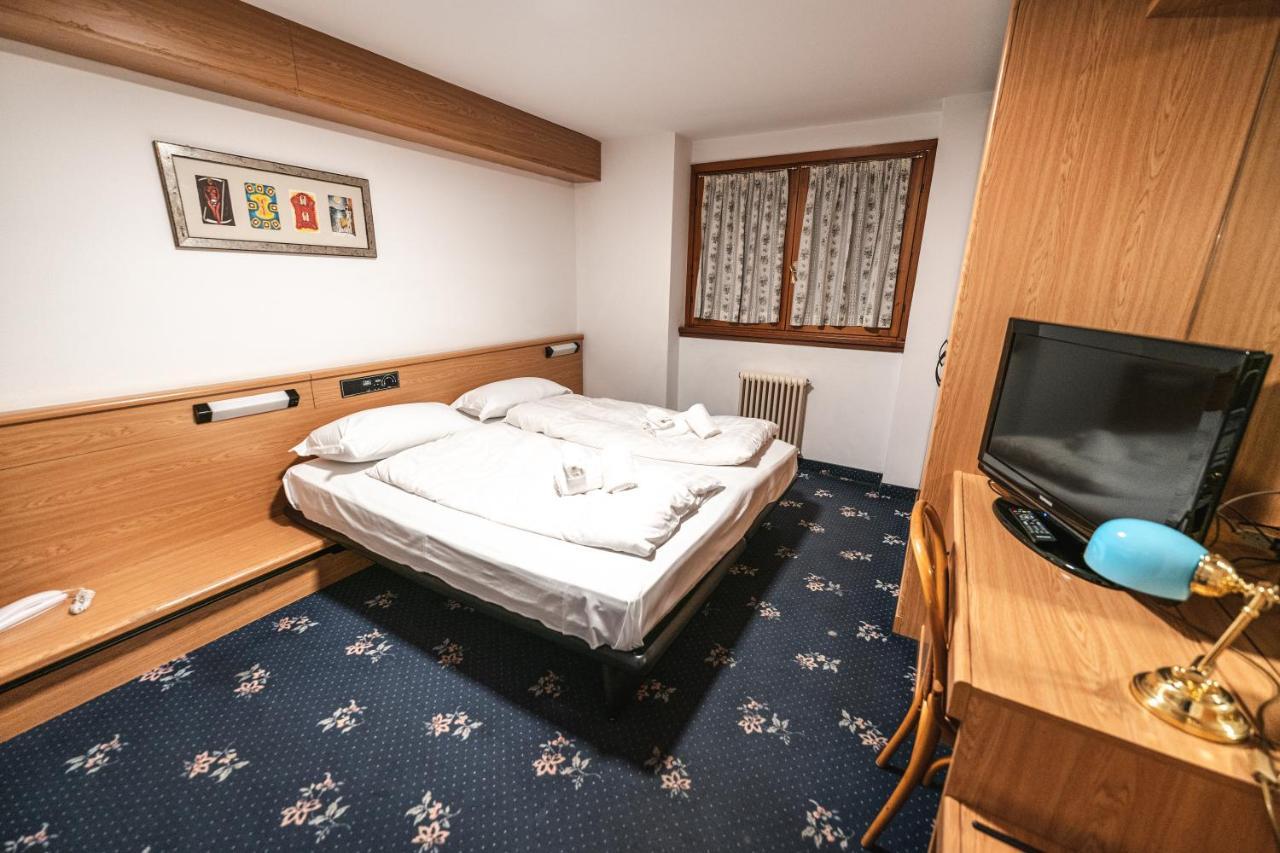 Smart Hotel Renzi Folgarida Ngoại thất bức ảnh